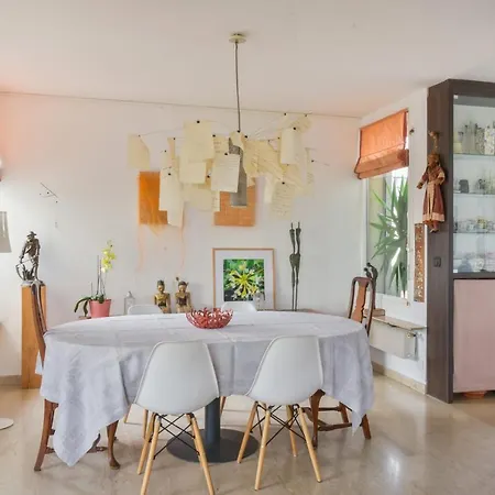 Luminous Penthouse With A View In - Welkeys Париж